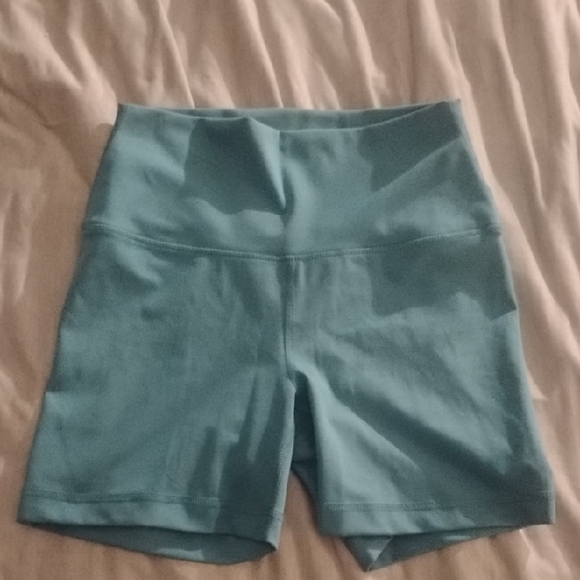 Yogalicious Pants - Yogalicious High-Waist Bike Shorts in Aqua Blue